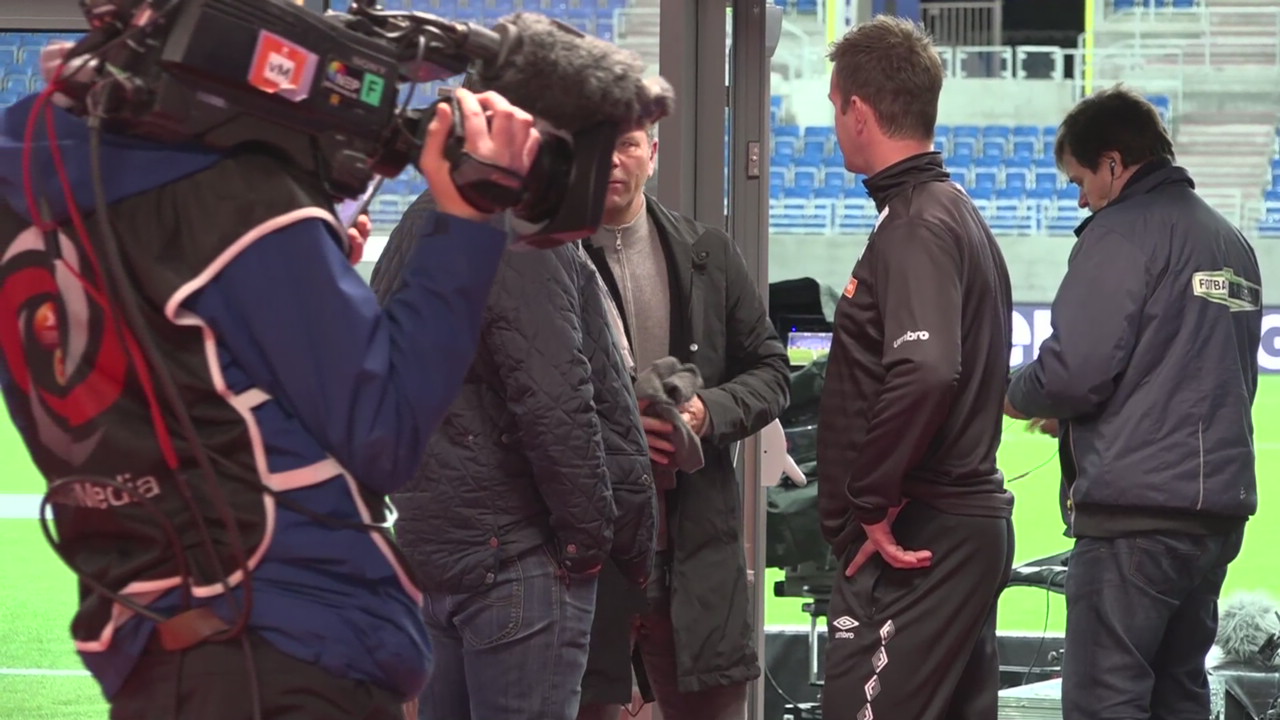 - Vi begynner å se ut som et ordentlig fotballag